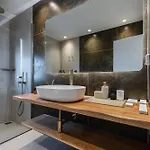 Pnoe Luxe & Spa, Naxos Town アパート *