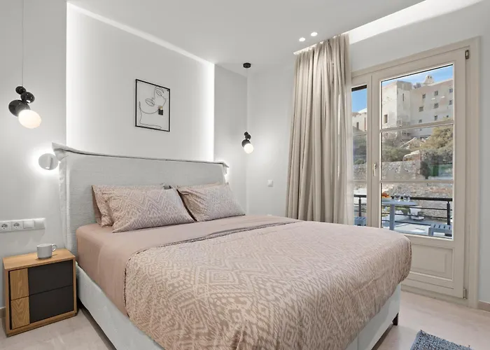 Lägenhet Pnoe Luxe & Spa, Naxos Town *