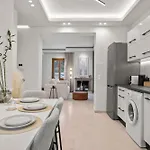 Pnoe Luxe & Spa, Naxos Town Lejlighed *