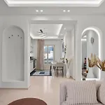 Pnoe Luxe & Spa, Naxos Town Lejlighed