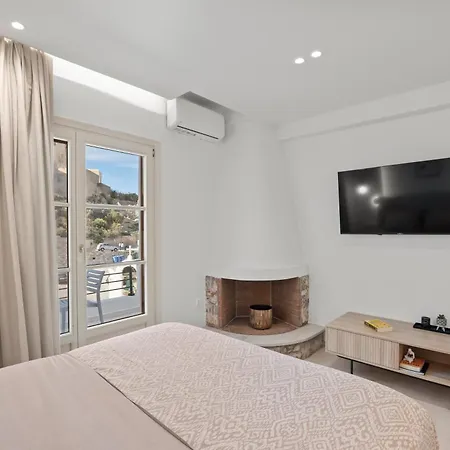 Pnoe Luxe & Spa, Naxos Town アパート *